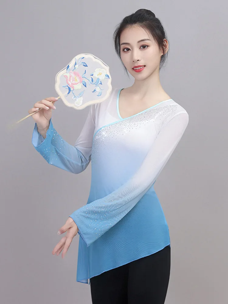 Rhinestones Modern Dance Latin Competition Costume Stage Party Tops Jazz Mesh Street Elegant Pretty Women Gradient Line T-shirt
Rhinestones Modern Dance Latin Competition Costume Stage Party Tops Jazz Mesh Street Elegant Pretty Women Gradient Line T-shirt