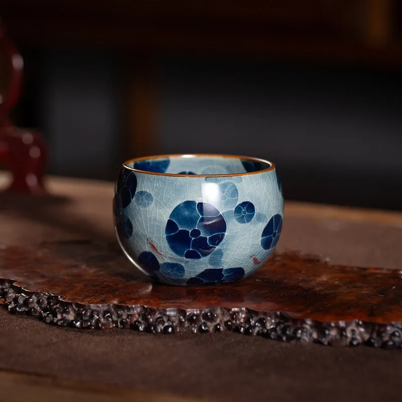 Hand-Painted Blue And White Ceramic Tea Cup Jingdezhen Ancient Clay Fish Playing Lotus Leaf High-End Glaze under Color Single...
Hand-Painted Blue And White Ceramic Tea Cup Jingdezhen Ancient Clay Fish Playing Lotus Leaf High-End Glaze under Color Single...