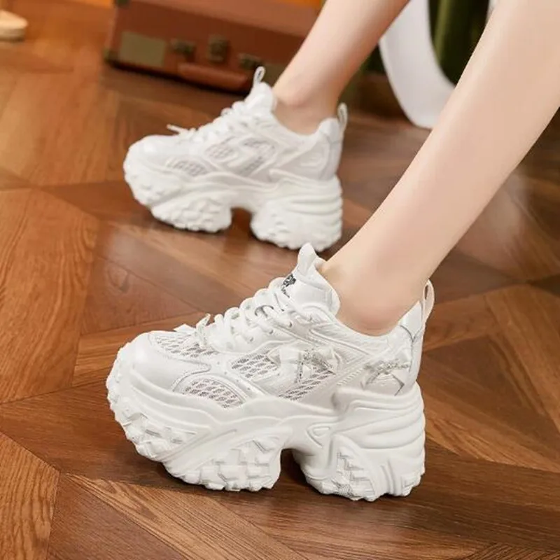 2026 10CM Women Air Mesh Genuine Leather Chunky Sneaker Fashion Spring Summer Ankle Boots High Brand Comfy Booties Zapatos Mujer
2026 10CM Women Air Mesh Genuine Leather Chunky Sneaker Fashion Spring Summer Ankle Boots High Brand Comfy Booties Zapatos Mujer