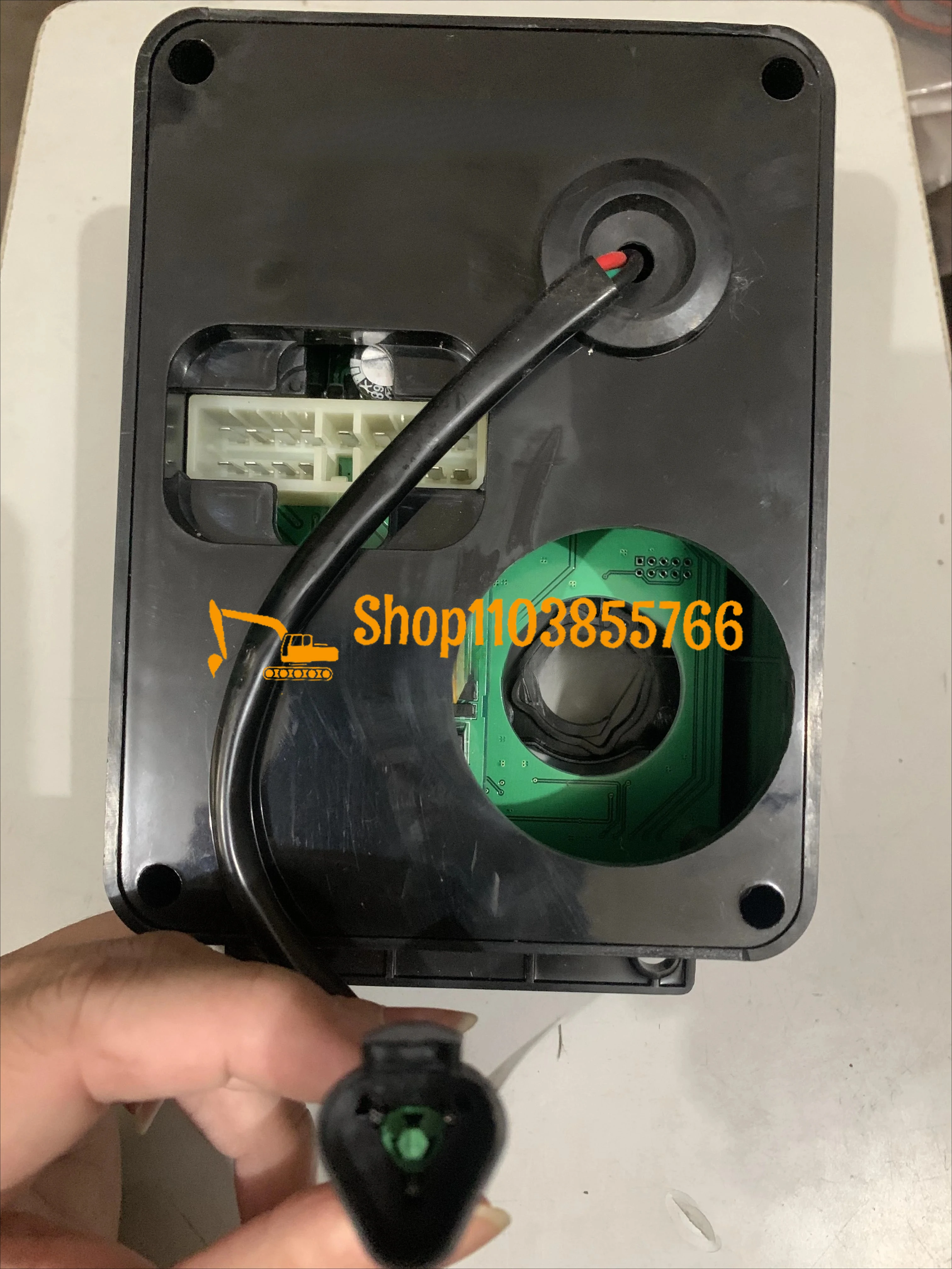 Excavator Parts for Modern R215/225/305/375-7 Headlight Wiper Throttle Knob Controller Assembly High Quality
Excavator Parts for Modern R215/225/305/375-7 Headlight Wiper Throttle Knob Controller Assembly High Quality