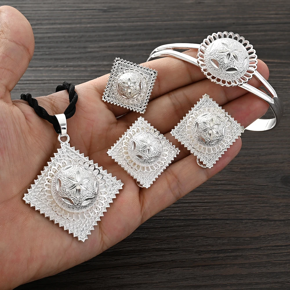 Eritrean and Ethiopian Jewelry Pendant Necklaces Earrings Ring Bangle for Women Silver Color African Wedding Gifts
Eritrean and Ethiopian Jewelry Pendant Necklaces Earrings Ring Bangle for Women Silver Color African Wedding Gifts