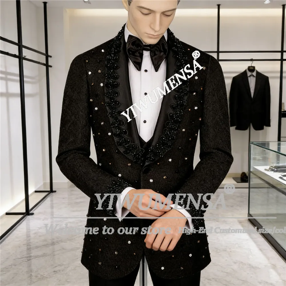 Блестящие бисерные камни для украшения костюма, свадебный комплект: однобортный пиджак и брюки, смокинг для жениха, индивидуальный пошив, комплект из 2 предметов, мужской наряд.
Блестящие бисерные камни для украшения костюма, свадебный комплект: однобортный пиджак и брюки, смокинг для жениха, индивидуальный пошив, комплект из 2 предметов, мужской наряд.
