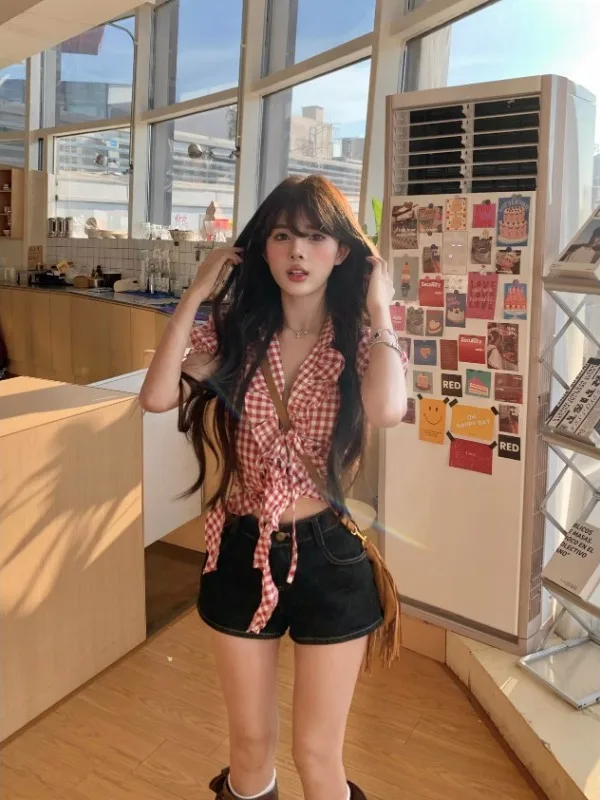 plus Size Women's Plaid Short Sleeve Shirt with Bow Tie Slim Fit Spring Summer Red Checkered Blouse V Neck Korean Style Commute
plus Size Women's Plaid Short Sleeve Shirt with Bow Tie Slim Fit Spring Summer Red Checkered Blouse V Neck Korean Style Commute