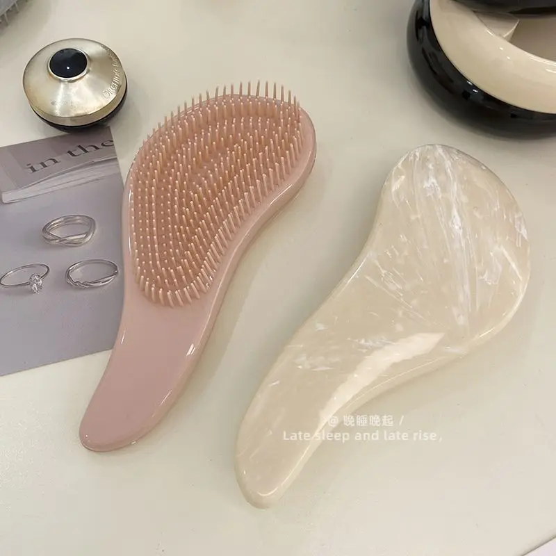 Ins Wind Portable Small Comb Marble Scalp Massage Comb High Appearance Level Hair Soft Tooth Comb Oval Hair Comb
Ins Wind Portable Small Comb Marble Scalp Massage Comb High Appearance Level Hair Soft Tooth Comb Oval Hair Comb