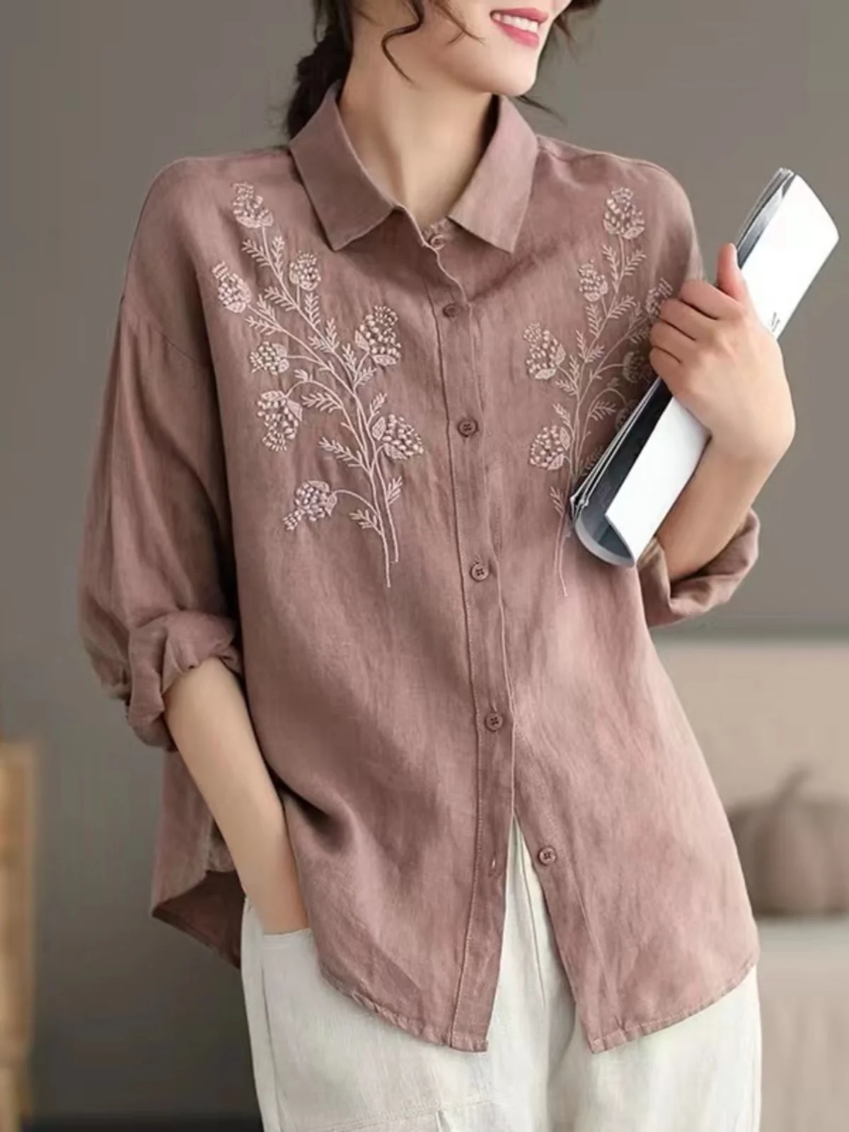 Повседневный свободный женский кардиган из хлопка и льна с длинными рукавами, вышивкой, дышащий, комфортный, осенний, модный, для девушек
Повседневный свободный женский кардиган из хлопка и льна с длинными рукавами, вышивкой, дышащий, комфортный, осенний, модный, для девушек