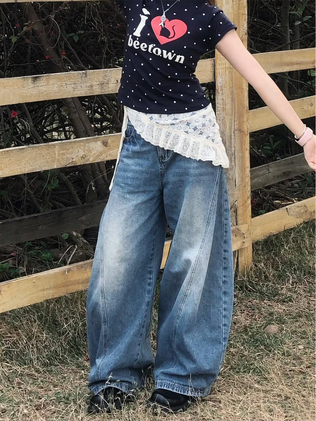 Summer 2026 plus Size Women's Jeans Loose Straight Blue Wide Leg High Waist Faded American Style Casual Comfortable Slimming
Summer 2026 plus Size Women's Jeans Loose Straight Blue Wide Leg High Waist Faded American Style Casual Comfortable Slimming