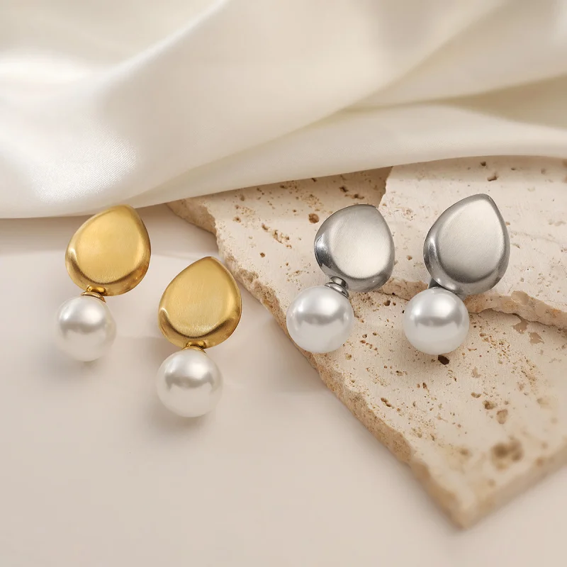 Minimalist Personality 18K Gold Plated Water Drop Pearl for Women Unique Versatile Earrings New
Minimalist Personality 18K Gold Plated Water Drop Pearl for Women Unique Versatile Earrings New