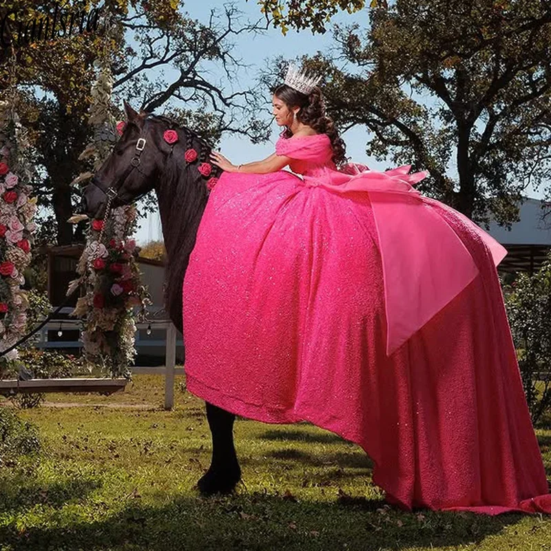Платья Quinceanera из бисера для милых девочек 15, бальное платье принцессы с аппликациями, выпускные вечерние платья для выпускного вечера
Платья Quinceanera из бисера для милых девочек 15, бальное платье принцессы с аппликациями, выпускные вечерние платья для выпускного вечера