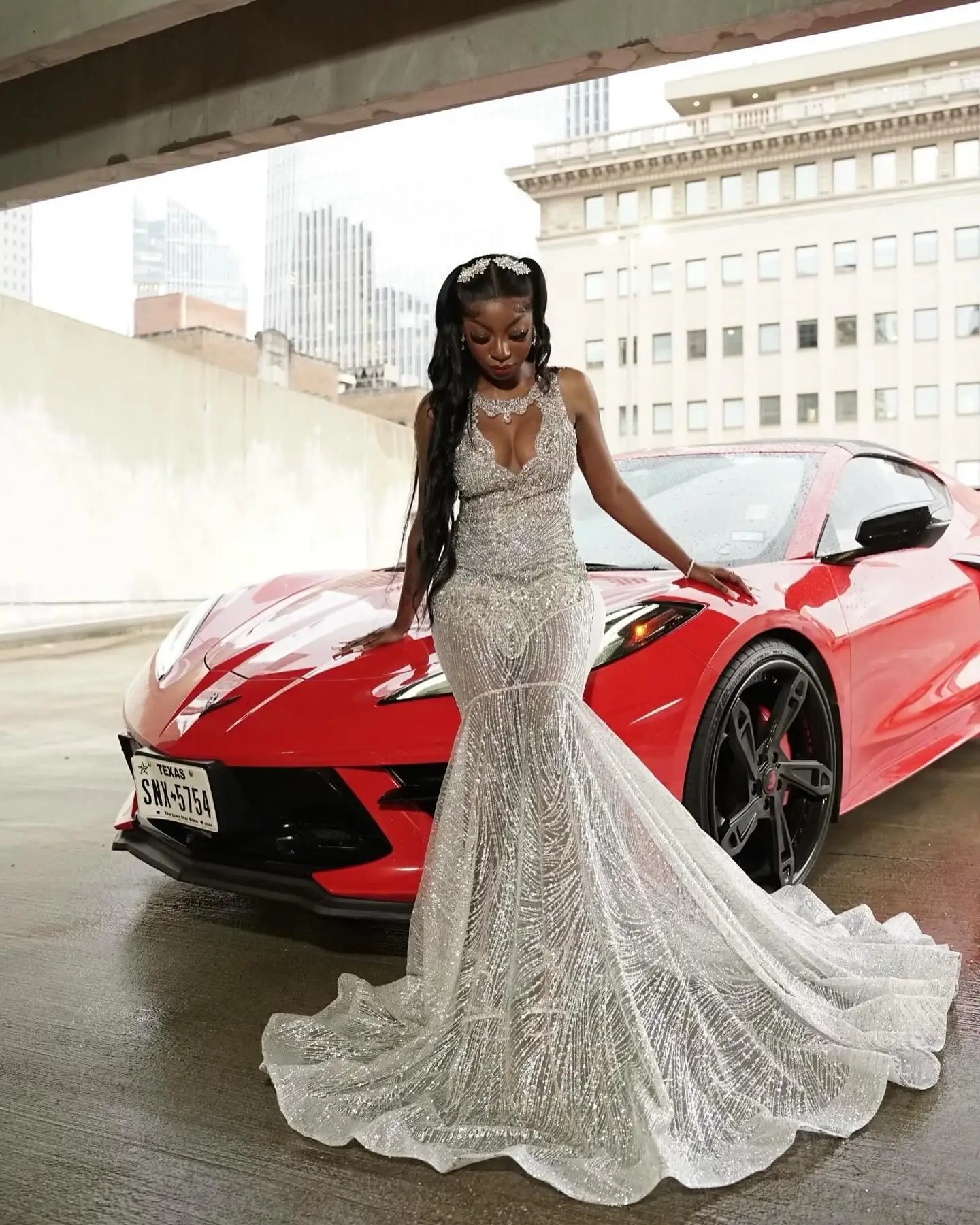 White Silver Crystal Prom Dresses Long for Women 2025 Mermaid Crew Neckline Beading Diamond Formal Evening Gowns
White Silver Crystal Prom Dresses Long for Women 2025 Mermaid Crew Neckline Beading Diamond Formal Evening Gowns