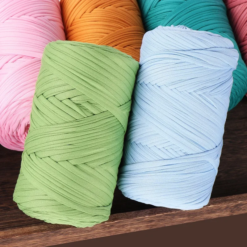 400G 120m super thick large ball cloth strip thread wool ball DIY hand-woven bag thick wool floor mat blanket material
400G 120m super thick large ball cloth strip thread wool ball DIY hand-woven bag thick wool floor mat blanket material