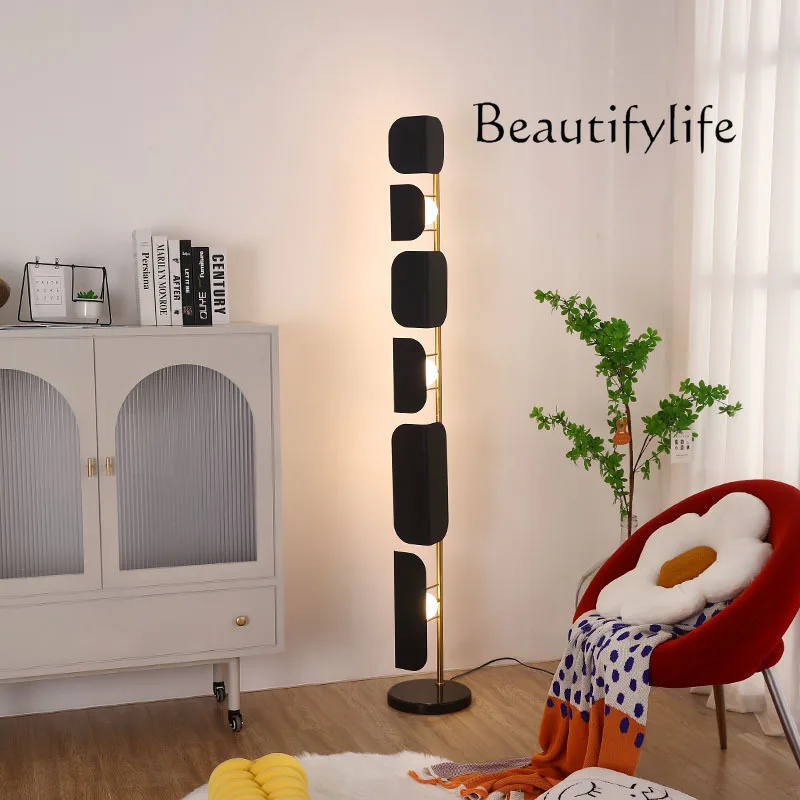 Современный простой кованый железный индивидуальный диван для гостиной, торшер, скандинавский модельер, офис продаж
Современный простой кованый железный индивидуальный диван для гостиной, торшер, скандинавский модельер, офис продаж