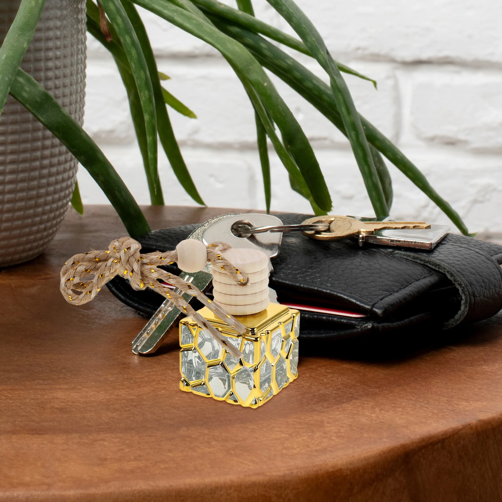 3 Pcs Refillable Essential Oil Bottles Car Perfume Container Hanging Aromatherapy 
3 Pcs Refillable Essential Oil Bottles Car Perfume Container Hanging Aromatherapy