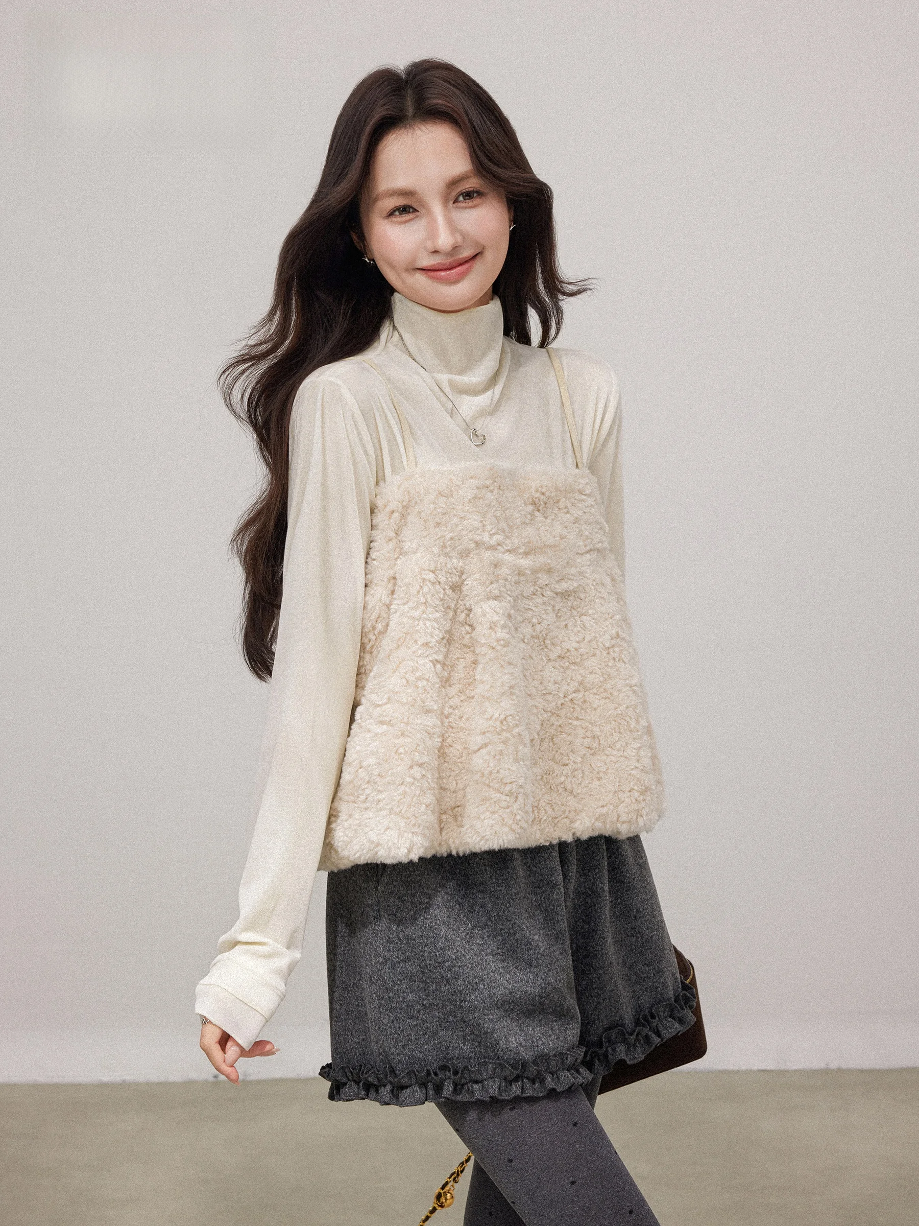 Women's Plush Halter Vest Set Two-Piece High Neck Base Shirt Ensemble Spring 2026 Korean Style Layering Fashion Casual Wear
Women's Plush Halter Vest Set Two-Piece High Neck Base Shirt Ensemble Spring 2026 Korean Style Layering Fashion Casual Wear
