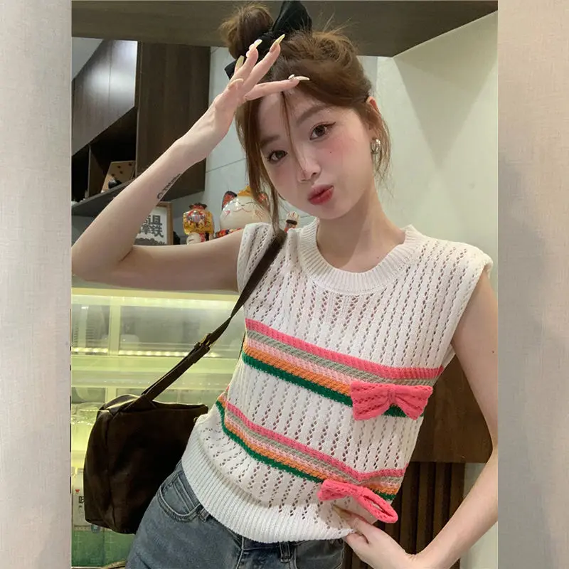 Femme Summer Korean Fashion Striped Contrasting Colors O-neck Sleeveless Tank Top Women Clothes Trend Sexy Hollow Out Crochet
Femme Summer Korean Fashion Striped Contrasting Colors O-neck Sleeveless Tank Top Women Clothes Trend Sexy Hollow Out Crochet