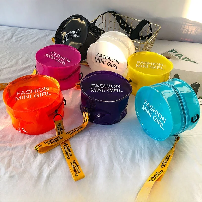 Transparent PVC Jelly Crossbody Bag Women's Beach Faion oulder Bag Sli All-Match round ape Single Strap Sling Bag
Transparent PVC Jelly Crossbody Bag Women's Beach Faion oulder Bag Sli All-Match round ape Single Strap Sling Bag