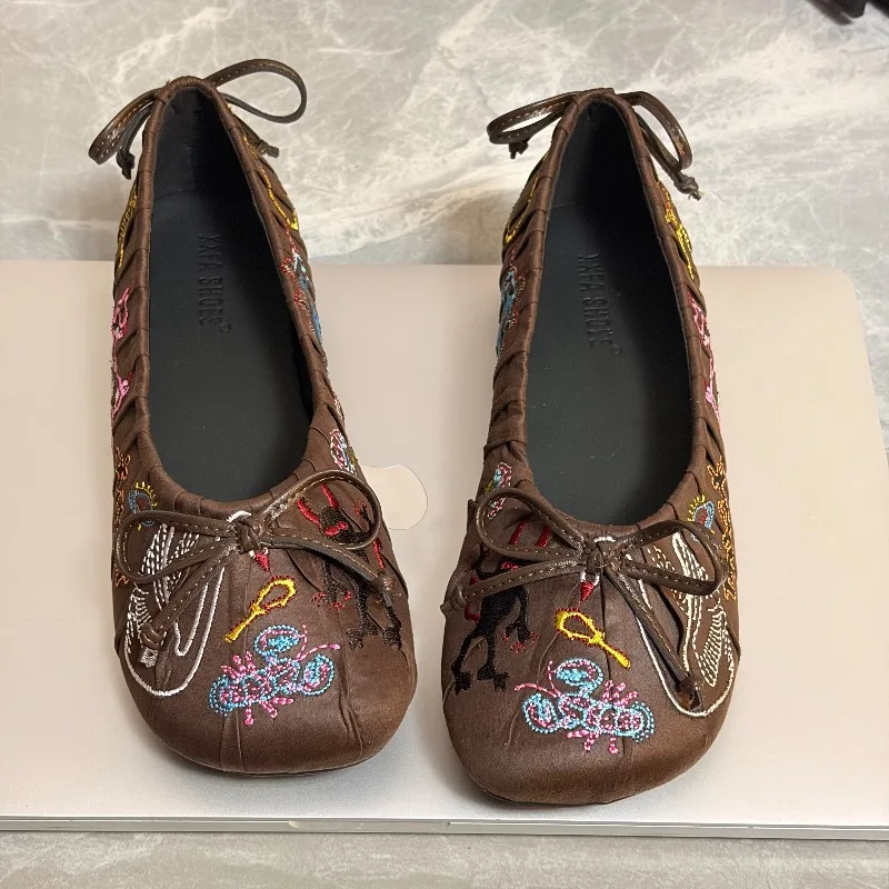 Fashion Womens Mary Jane Shoes New Korean Version Casual Shoes for Woman Exquisite Lolita Flat Shoe Designer Shoes Zapatos Mujer
Fashion Womens Mary Jane Shoes New Korean Version Casual Shoes for Woman Exquisite Lolita Flat Shoe Designer Shoes Zapatos Mujer