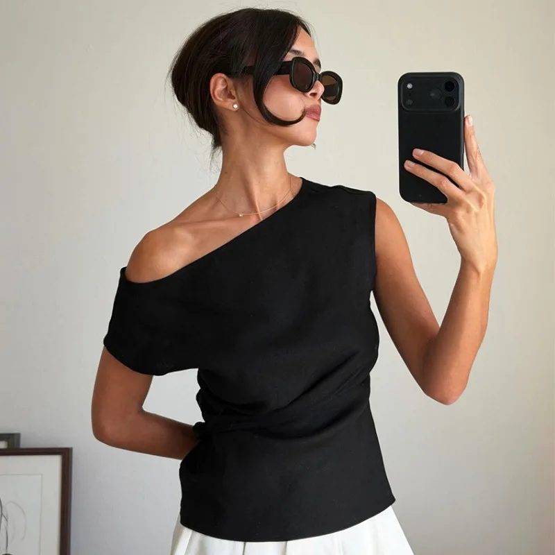 Trendix Women's Black Asymmetrical Shirts 2026 Summer Off Shoulder Solid Short Sleeveless Blouse Street Casual Party Top Femme
Trendix Women's Black Asymmetrical Shirts 2026 Summer Off Shoulder Solid Short Sleeveless Blouse Street Casual Party Top Femme