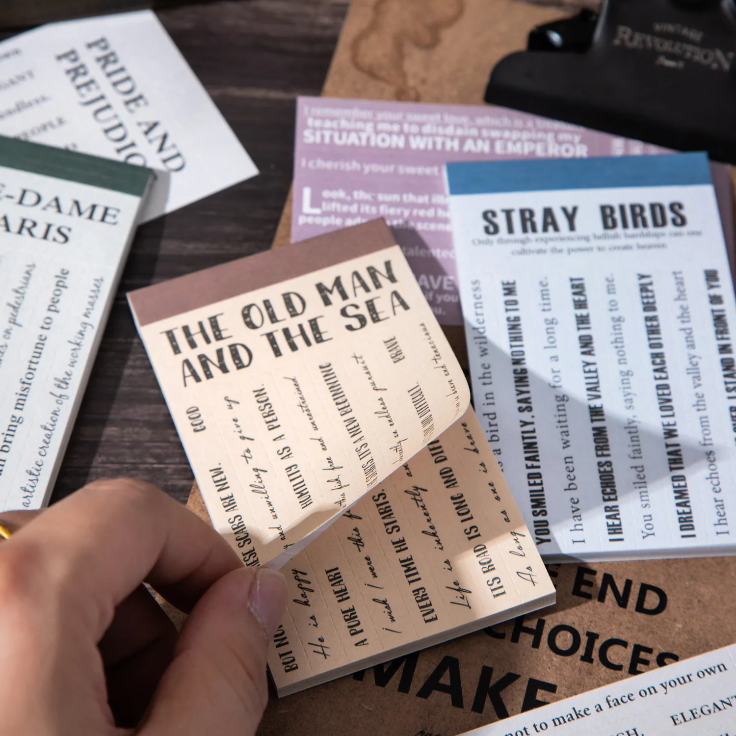 30 шт./лот, блокноты, материал, бумажная книга, язык, мусорный журнал, бумага для скрапбукинга, ретро-фон, декоративная бумага
30 шт./лот, блокноты, материал, бумажная книга, язык, мусорный журнал, бумага для скрапбукинга, ретро-фон, декоративная бумага