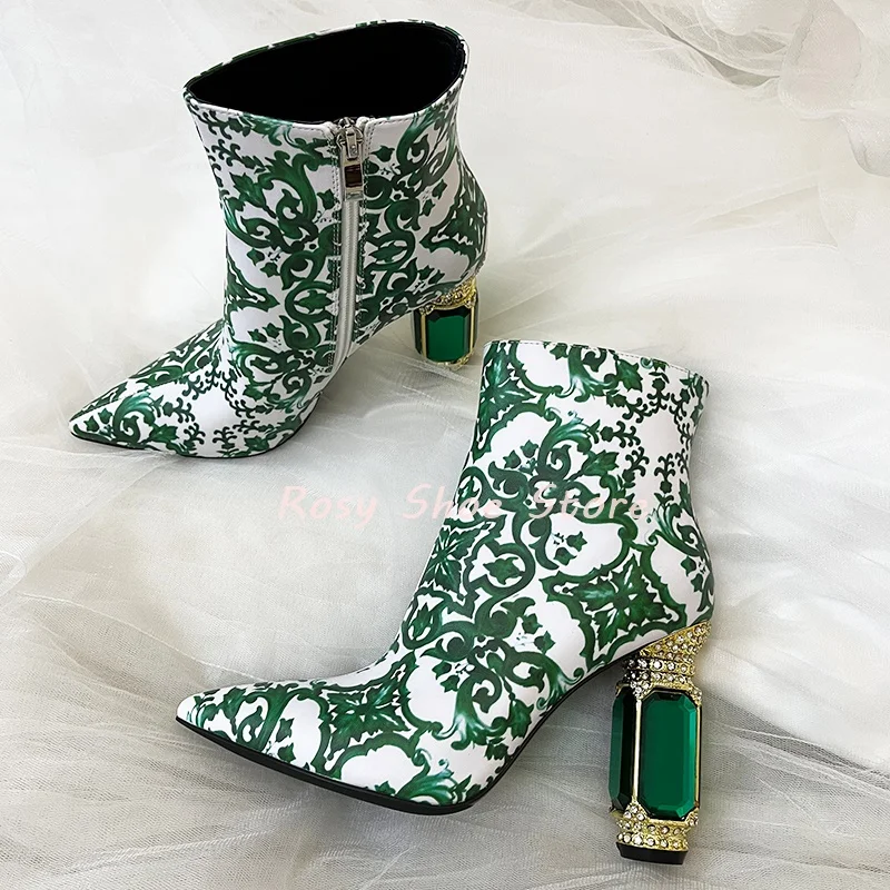 Contrasting Color Art Painted Pattern Pointed Toe Women's Boots Luxurious Green Gemstone Heel Side Zipper Chunky Heel Ankle Boot
Contrasting Color Art Painted Pattern Pointed Toe Women's Boots Luxurious Green Gemstone Heel Side Zipper Chunky Heel Ankle Boot