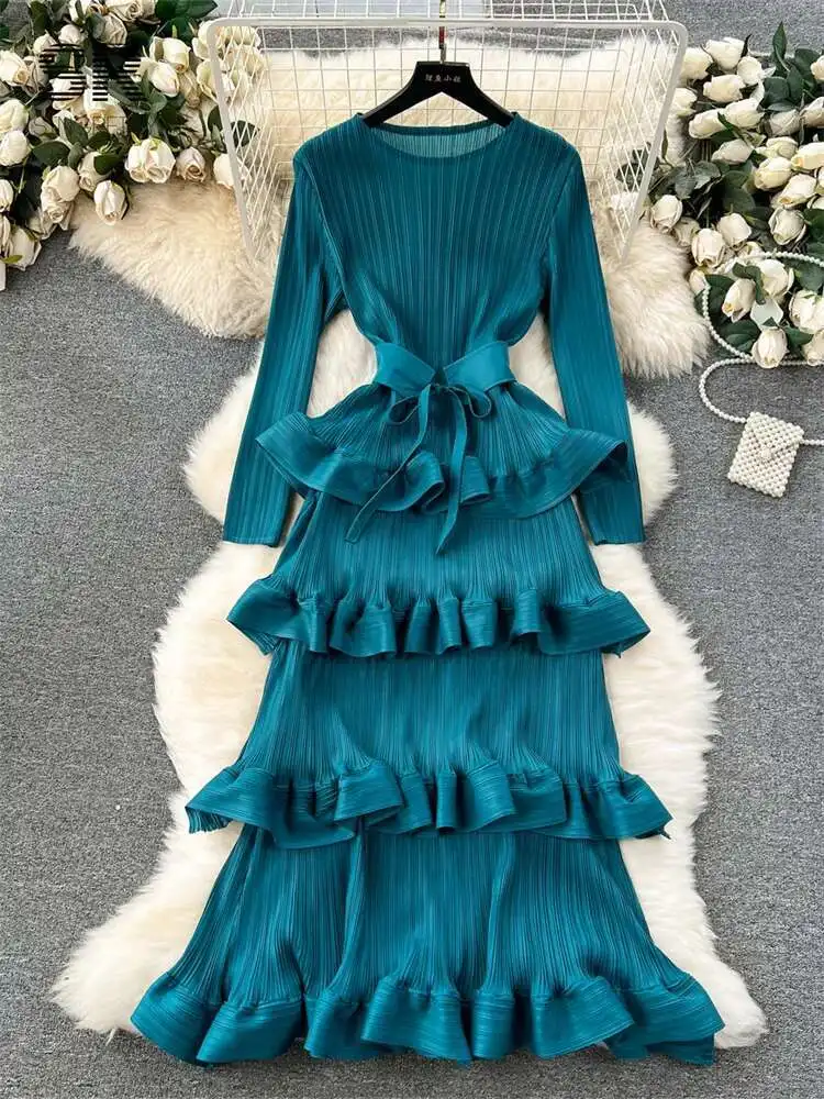 BabYoung Ruffles Cake Solid Folds O Neck Long Sleeve Lace Up Belt Women High Street Vintage Senior Loose Party Dress
BabYoung Ruffles Cake Solid Folds O Neck Long Sleeve Lace Up Belt Women High Street Vintage Senior Loose Party Dress