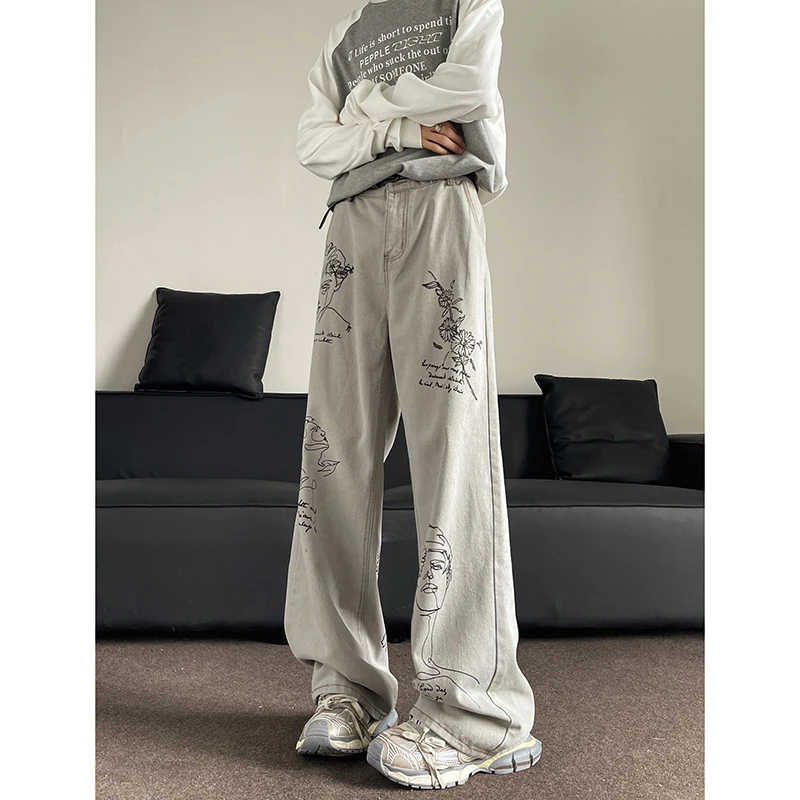 Мужские джинсы свободного кроя в американском ретро-стиле с принтом, длинные брюки в стиле High Street, слегка расклешенные, длиной в пол, CleanFit
Мужские джинсы свободного кроя в американском ретро-стиле с принтом, длинные брюки в стиле High Street, слегка расклешенные, длиной в пол, CleanFit