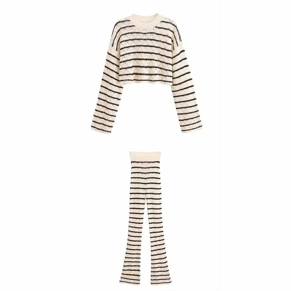 Women's new fashion casual short mesh striped knitted top retro O Neck long sleeved women's Pulleys chic top+Pants suit Z0061
Women's new fashion casual short mesh striped knitted top retro O Neck long sleeved women's Pulleys chic top+Pants suit Z0061