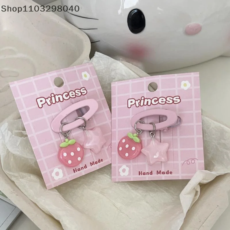 Soft Jelly Pendant Hair Accessory With Strawberry, Star, And Oval Design – Cute Sweet Girl Hairpin For Children And Teens
Soft Jelly Pendant Hair Accessory With Strawberry, Star, And Oval Design – Cute Sweet Girl Hairpin For Children And Teens