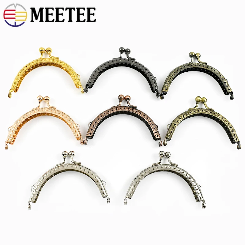 5/10Pcs 85mm Embossed Metal Bag Handle Kiss Clasp for Women Handbag Lock Purse Frame Brackets Handles DIY Sewing Accessories
5/10Pcs 85mm Embossed Metal Bag Handle Kiss Clasp for Women Handbag Lock Purse Frame Brackets Handles DIY Sewing Accessories