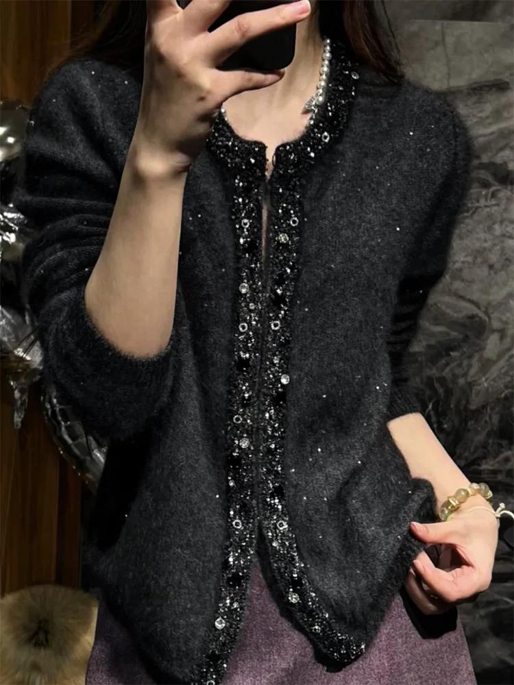 Korean Style Glitter Patchwork Knitwear Fashionable Slimming Top Women's Large Size Autumn Winter New Arrival Warmth Emitting
Korean Style Glitter Patchwork Knitwear Fashionable Slimming Top Women's Large Size Autumn Winter New Arrival Warmth Emitting