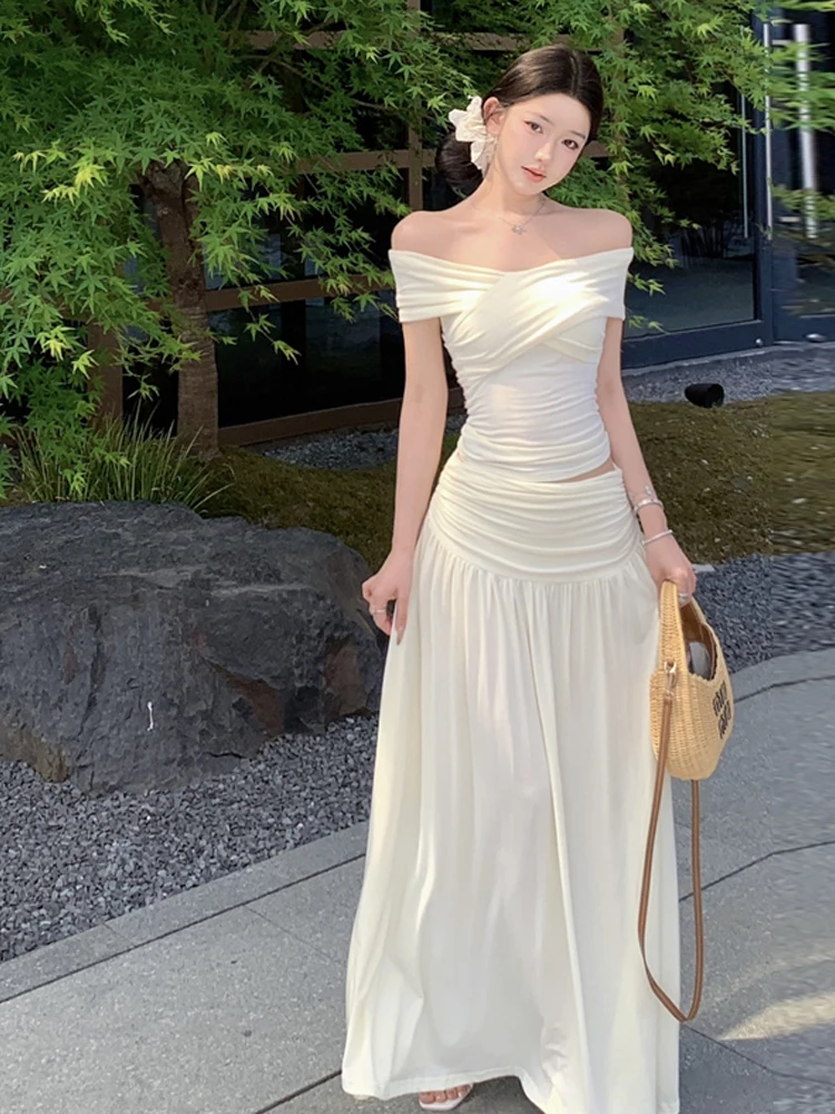 Sexy Slimming Cross Elastic One Shoulder Top with Pleated Half Length Skirt Two Piece Set Fashionable Casual Wear for Women
Sexy Slimming Cross Elastic One Shoulder Top with Pleated Half Length Skirt Two Piece Set Fashionable Casual Wear for Women