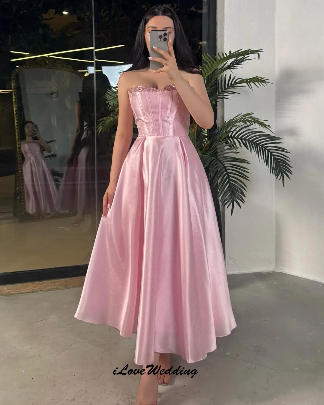 Pink Strapless A-Line Prom Dresses 2025 Satin Beading Elegant Women Party Dress Ankle Length Sweetheart Evening Dress Customized
Pink Strapless A-Line Prom Dresses 2025 Satin Beading Elegant Women Party Dress Ankle Length Sweetheart Evening Dress Customized