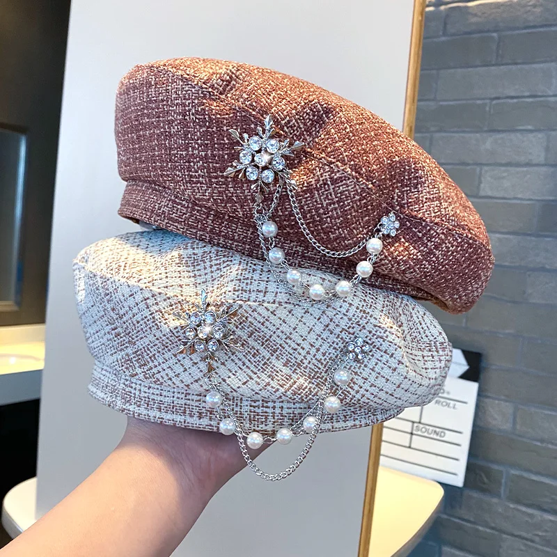 Japanese Versatile Lolita Rhinestone Beret Women's Checkered Versatile Bud Hat Spring and Autumn Diamond Pendant Painter Hat
Japanese Versatile Lolita Rhinestone Beret Women's Checkered Versatile Bud Hat Spring and Autumn Diamond Pendant Painter Hat