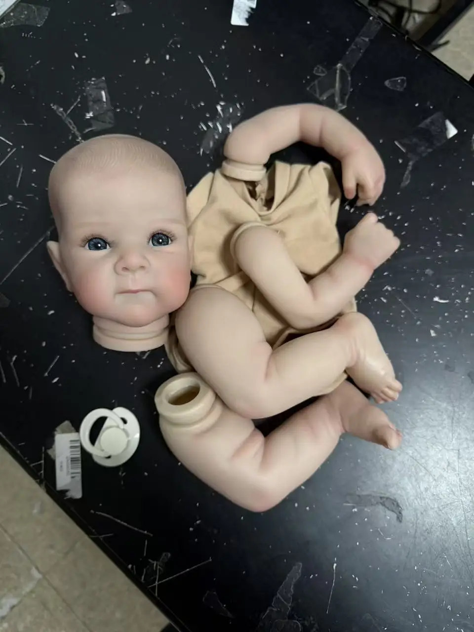 18inches Reborn Doll Kit Bettie Unassembly Doll Parts 3D Skin Tone with Visible Veins Name on Back
18inches Reborn Doll Kit Bettie Unassembly Doll Parts 3D Skin Tone with Visible Veins Name on Back