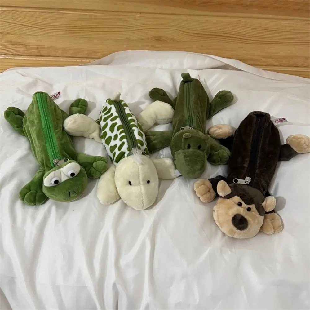 New Plush Pen Bag Animal Shape Zipper Design Pencil Case Large Capacity Portable Pen Box Students
New Plush Pen Bag Animal Shape Zipper Design Pencil Case Large Capacity Portable Pen Box Students