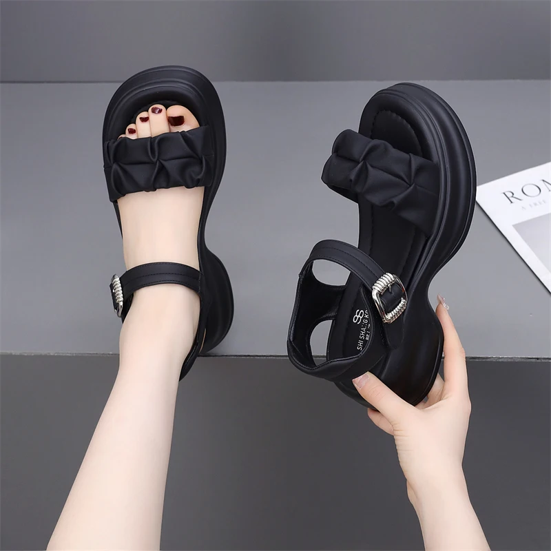 2025 Sandals Beach Shoes Large Size Clogs With Heel New Big Summer Gladiator Thick Fashion Girls Outside Scandals Hook & Loop
2025 Sandals Beach Shoes Large Size Clogs With Heel New Big Summer Gladiator Thick Fashion Girls Outside Scandals Hook & Loop