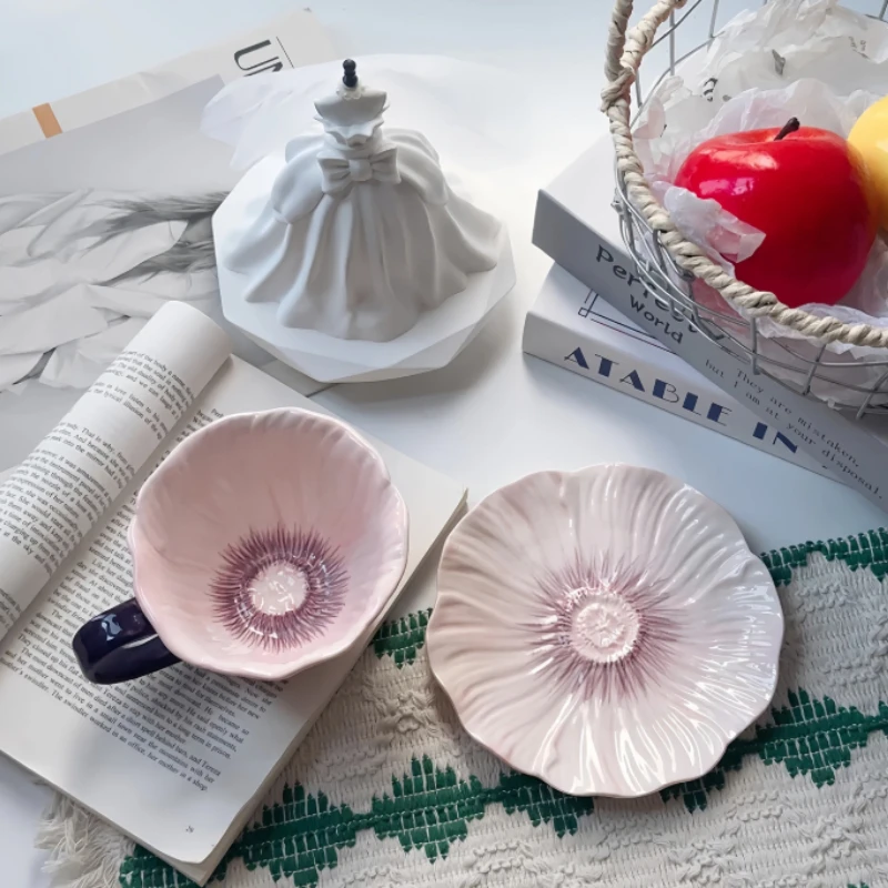 Underglaze Color Flower Coffee Cup Ceramic Cafe Mug High Quality Afternoon Teacup Creative Niche, Cup and Saucer Set, Gift
Underglaze Color Flower Coffee Cup Ceramic Cafe Mug High Quality Afternoon Teacup Creative Niche, Cup and Saucer Set, Gift