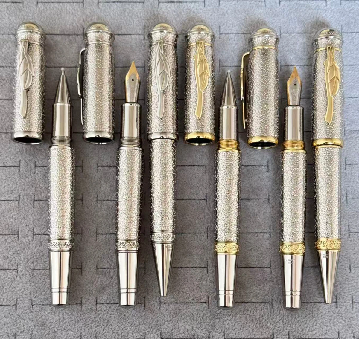 Luxury Men's Silver Metal Fountain Pen Leaf Clip Rollerball/Ballpoint Pen Brand Premium Business Signature Writing Pen Gift Set
Luxury Men's Silver Metal Fountain Pen Leaf Clip Rollerball/Ballpoint Pen Brand Premium Business Signature Writing Pen Gift Set