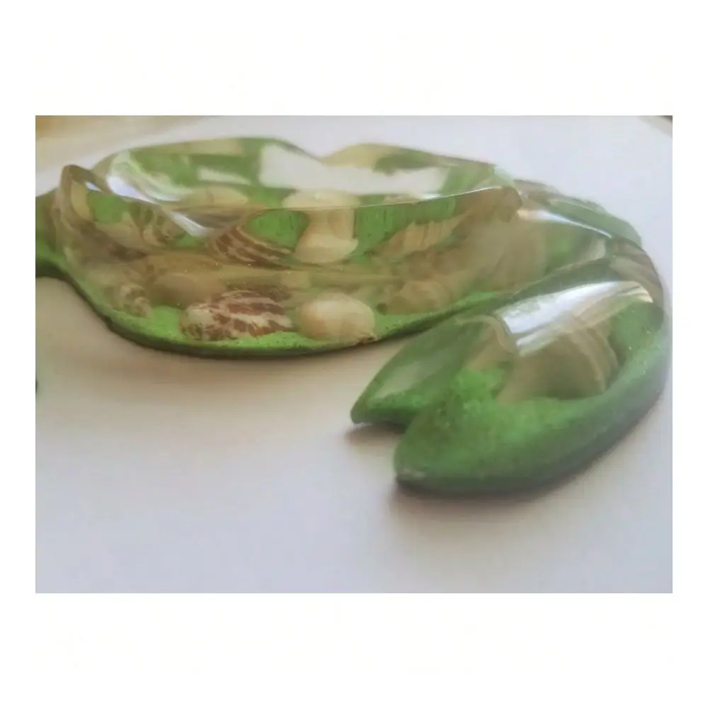 Sea Shell Glass Ashtray FREE SHIPPING
Sea Shell Glass Ashtray FREE SHIPPING