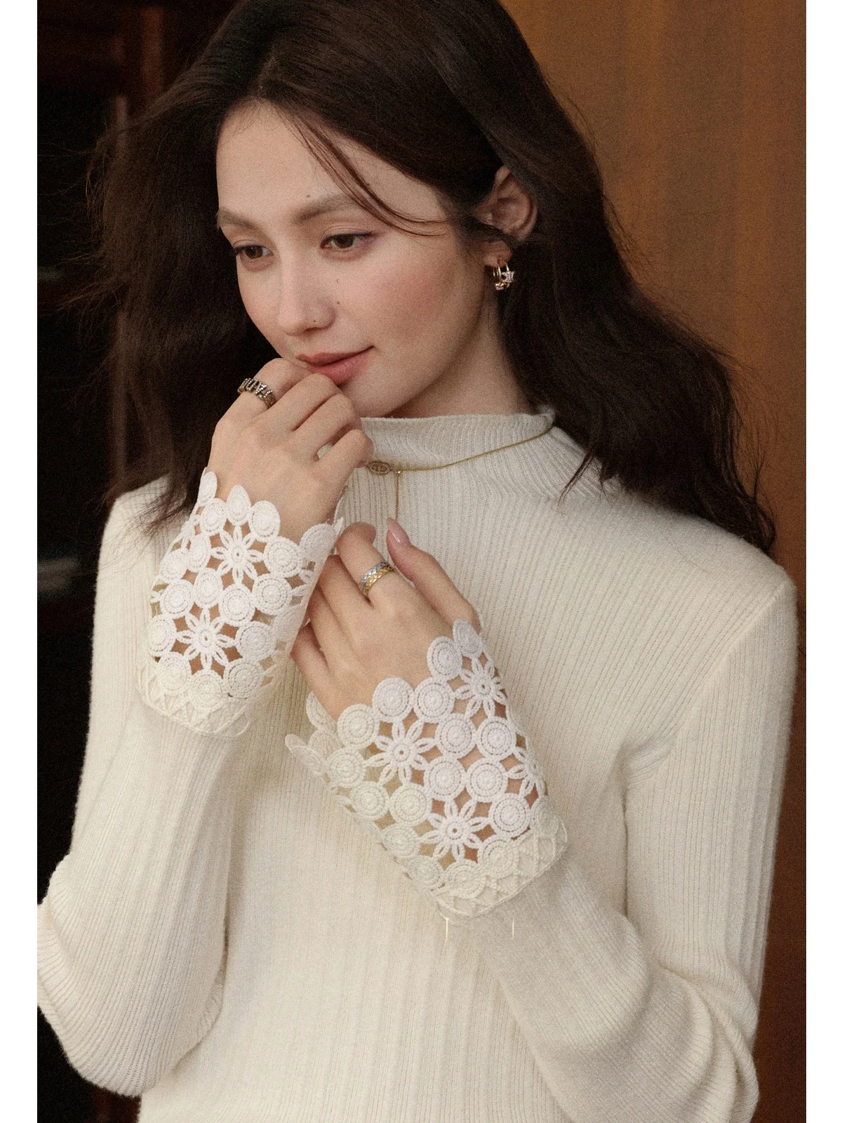 South Deer Casual Knitted Sweater Women's Early Autumn New Style Simple Leisure Top Ladies Mijiaxue Black Rose Color
South Deer Casual Knitted Sweater Women's Early Autumn New Style Simple Leisure Top Ladies Mijiaxue Black Rose Color