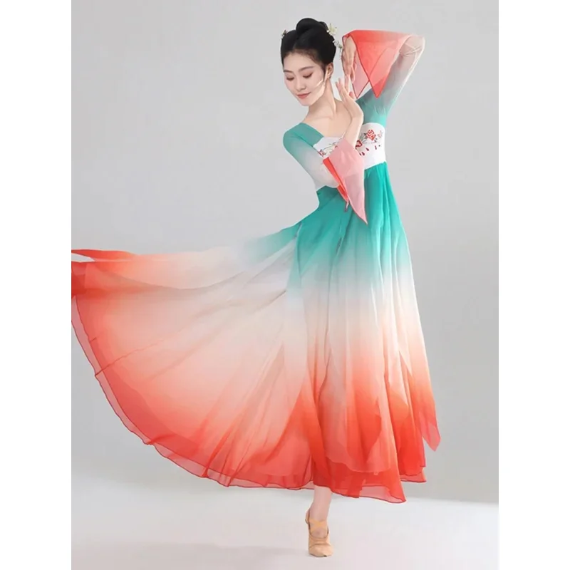Велоклассический танцевальный костюм, элегантное газовое платье в древнем стиле, длинное платье для танцев Han, костюм для танцевального выступленияTang, тренировочная одежда
Велоклассический танцевальный костюм, элегантное газовое платье в древнем стиле, длинное платье для танцев Han, костюм для танцевального выступленияTang, тренировочная одежда