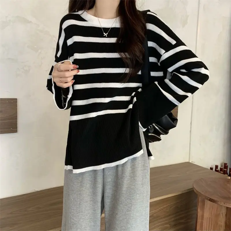 Striped Knitting Loose Pullovers Top Autumn Winter New Long Sleeve Lazy Style Contrast Sweaters Vintage Casual Women Clothing
Striped Knitting Loose Pullovers Top Autumn Winter New Long Sleeve Lazy Style Contrast Sweaters Vintage Casual Women Clothing