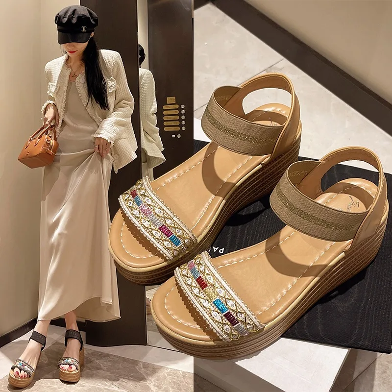 Women's 2025 Summer Fashion Wedge Heel Sandals Crystal Buckle Strap Dress Sandals Classic Plus Size Ladies Shoes for Daily
Women's 2025 Summer Fashion Wedge Heel Sandals Crystal Buckle Strap Dress Sandals Classic Plus Size Ladies Shoes for Daily