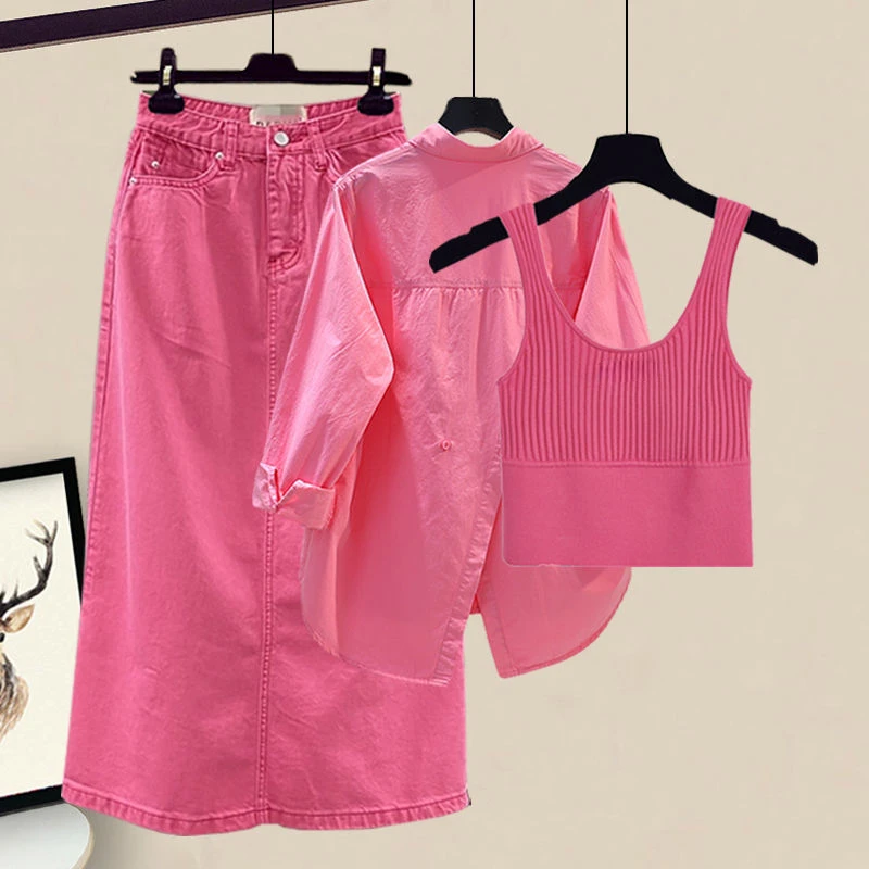 Spring/Summer Women's Set New Korean Solid Color Sunscreen Shirt Fashion Casual Tank Top Denim Skirt Three Piece Set 2024 New
Spring/Summer Women's Set New Korean Solid Color Sunscreen Shirt Fashion Casual Tank Top Denim Skirt Three Piece Set 2024 New