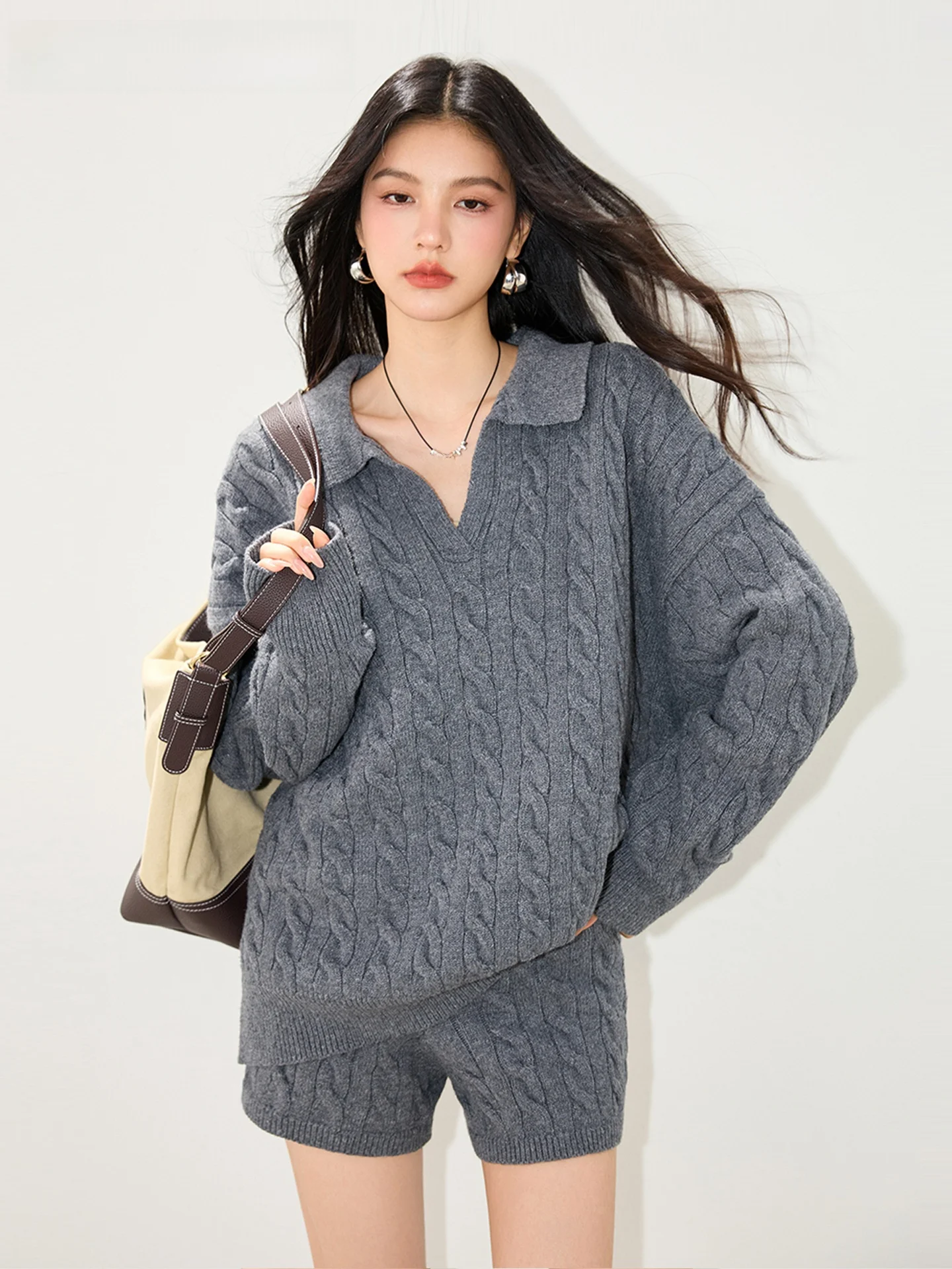 La Chapelle вязаный свитер женский модный винтажный цветной свитер высокого класса повседневный свободный крой длинный све
La Chapelle вязаный свитер женский модный винтажный цветной свитер высокого класса повседневный свободный крой длинный све