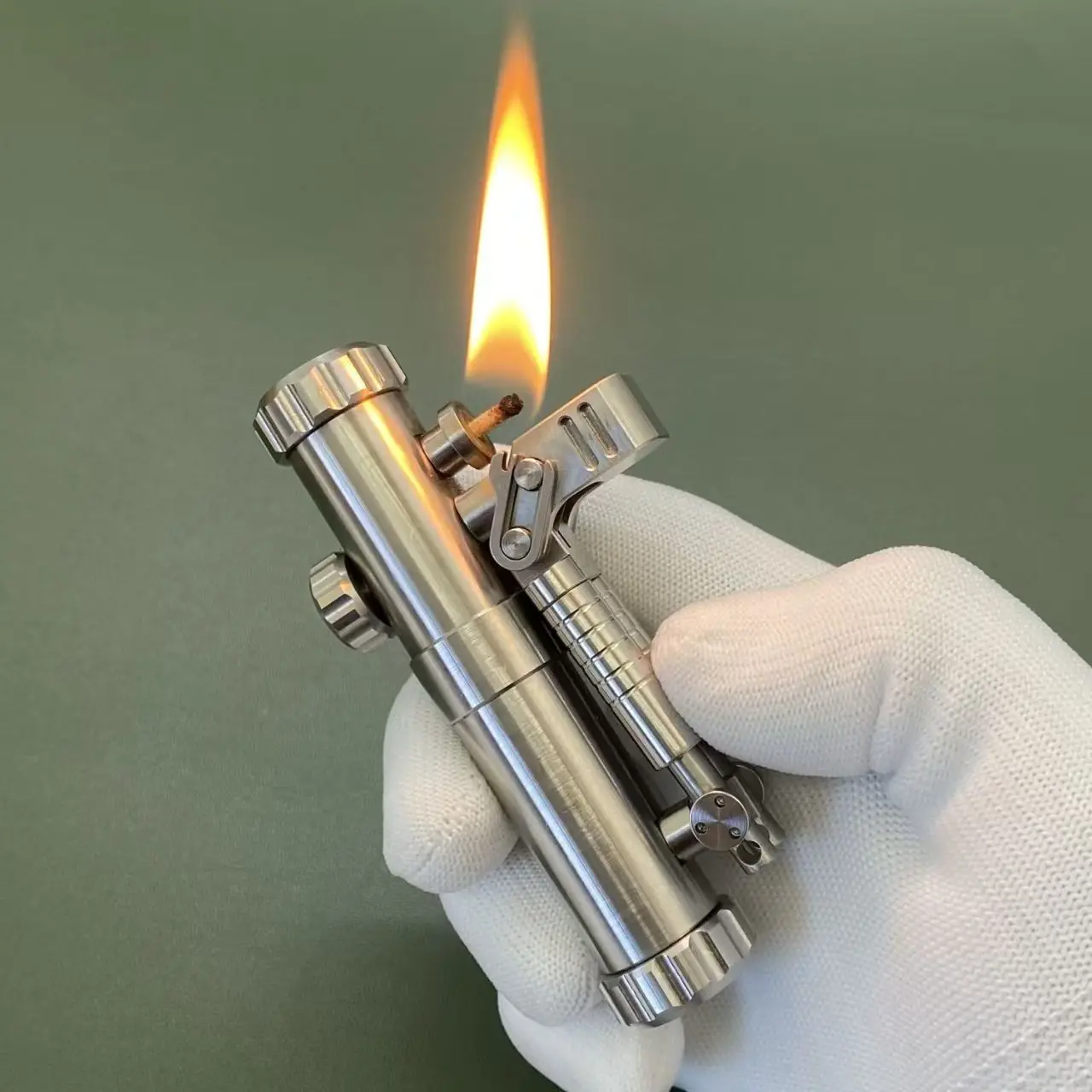 Промышленная керосиновая зажигалка в стиле индастриал, из нержавеющей стали, с двойным штоком, уникальный подарок-гаджет
Промышленная керосиновая зажигалка в стиле индастриал, из нержавеющей стали, с двойным штоком, уникальный подарок-гаджет