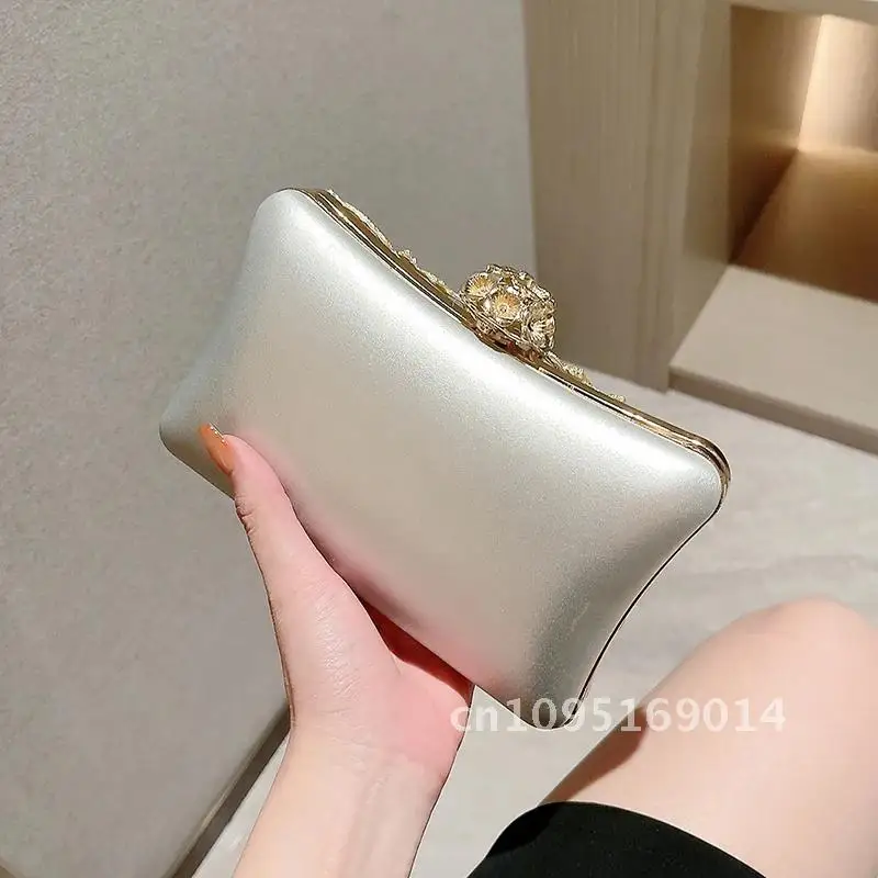 Hollow Evening Bag Elegant For Clutch Women's Wedding Party Box Handbags Prom Purse
Hollow Evening Bag Elegant For Clutch Women's Wedding Party Box Handbags Prom Purse