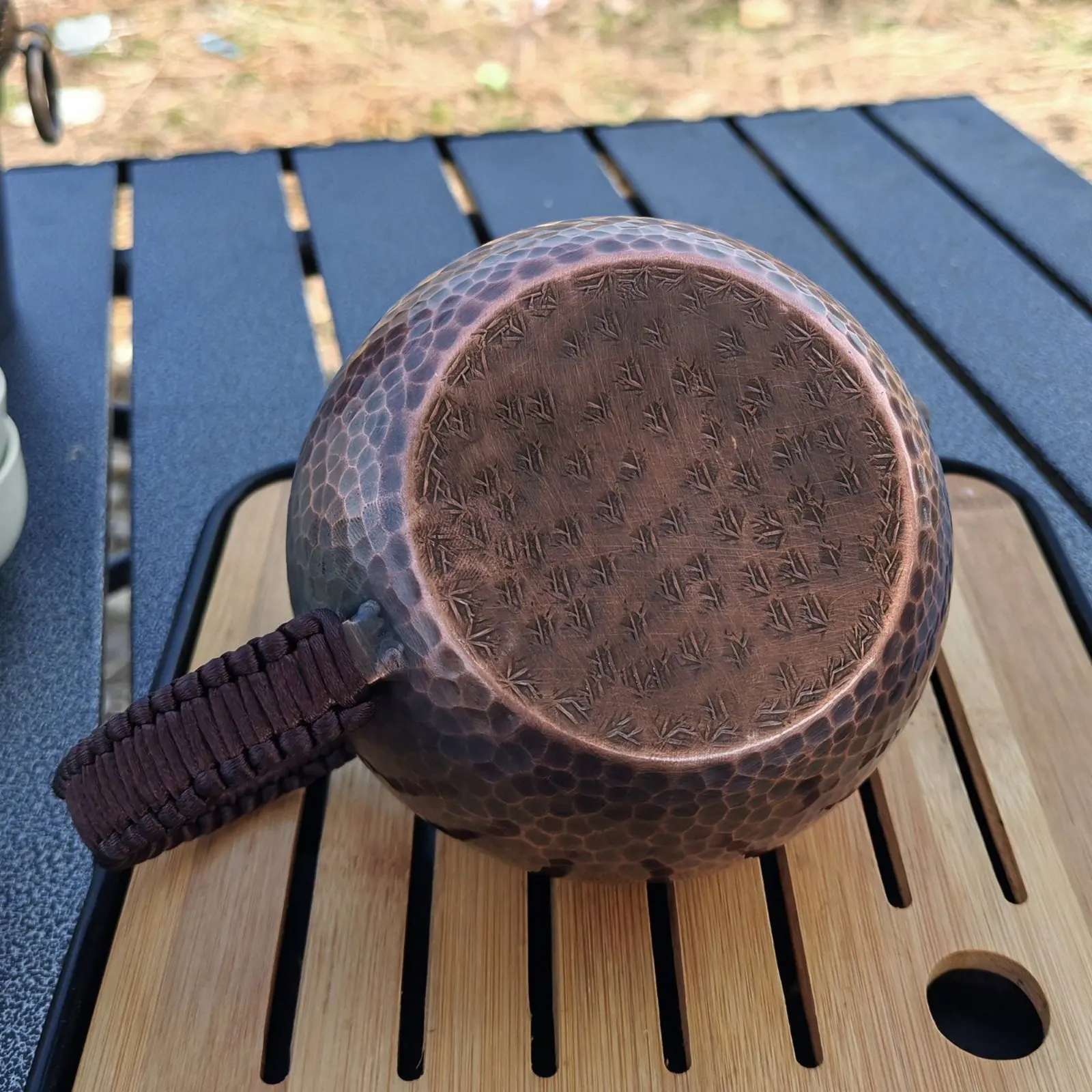 Handmade Copper Teapot Large Capacity Copper Teapot Retro Design Traditional Craftsmanship for Camping
Handmade Copper Teapot Large Capacity Copper Teapot Retro Design Traditional Craftsmanship for Camping