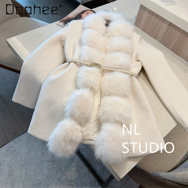 High-end Luxurious Elegant Eco-friendly Fur Patchwork Wool Coat Women Fashion Thickened Down Collar Patchwork Lace-up Slim Coat
High-end Luxurious Elegant Eco-friendly Fur Patchwork Wool Coat Women Fashion Thickened Down Collar Patchwork Lace-up Slim Coat