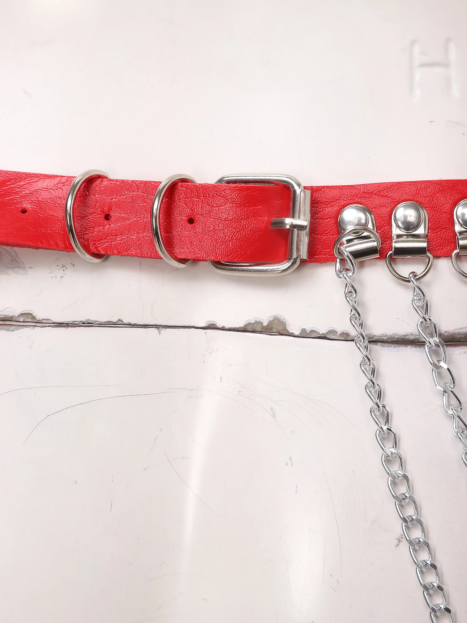 Fashion Belt Female Street Style corset Body Chain Tassels Belt Adjustable Punk Metal Chain Belt Gothic Clothing Accessories
Fashion Belt Female Street Style corset Body Chain Tassels Belt Adjustable Punk Metal Chain Belt Gothic Clothing Accessories
