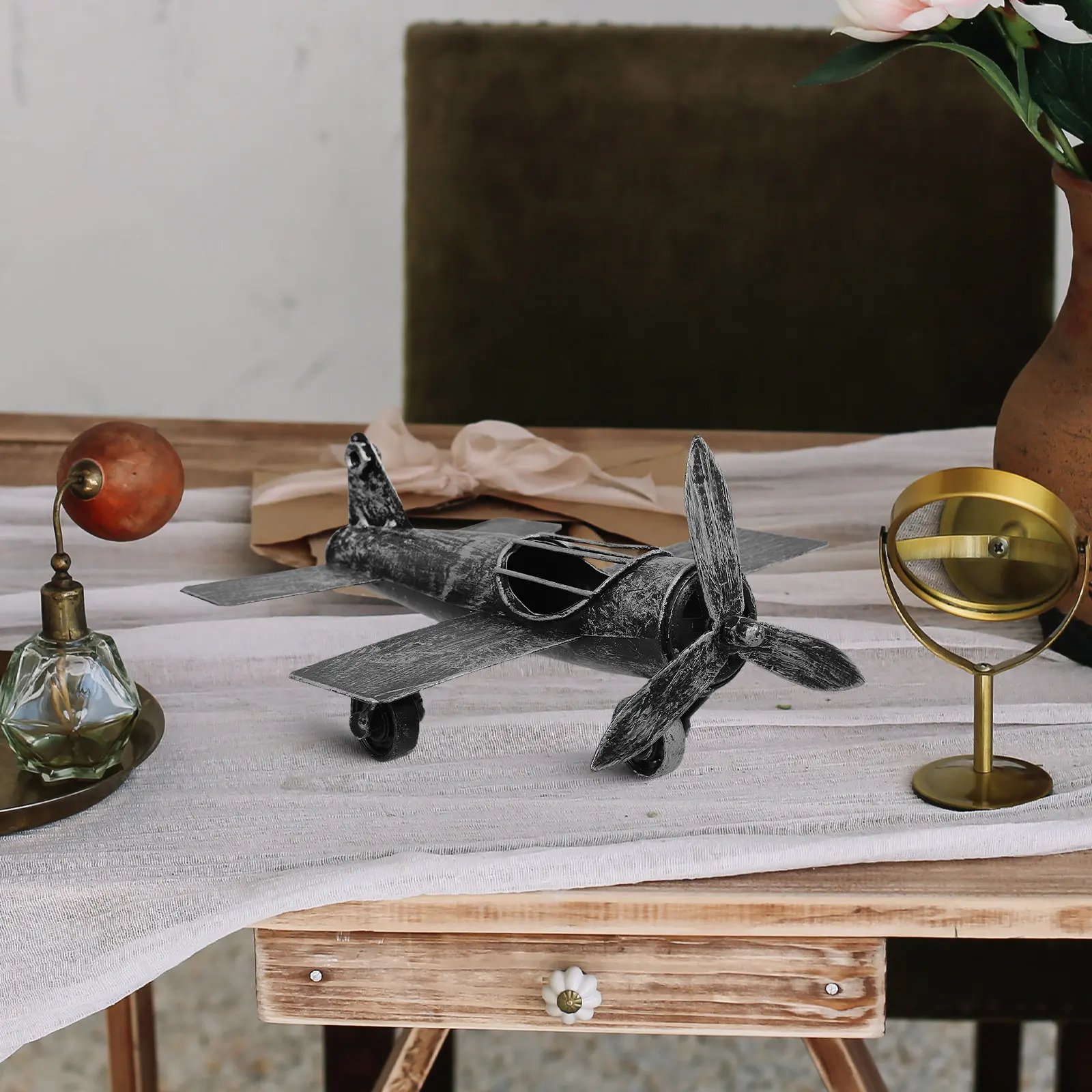 Vintage Iron Airplane Warplane Retro Style Aircraft Decoration Office Shelf Stand Detailed Metal Plane Display Aircraft Ornament
Vintage Iron Airplane Warplane Retro Style Aircraft Decoration Office Shelf Stand Detailed Metal Plane Display Aircraft Ornament